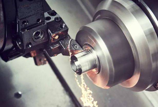 常常聽(tīng)的銑床和車(chē)床是什么，它們有什么區(qū)別？(圖1)