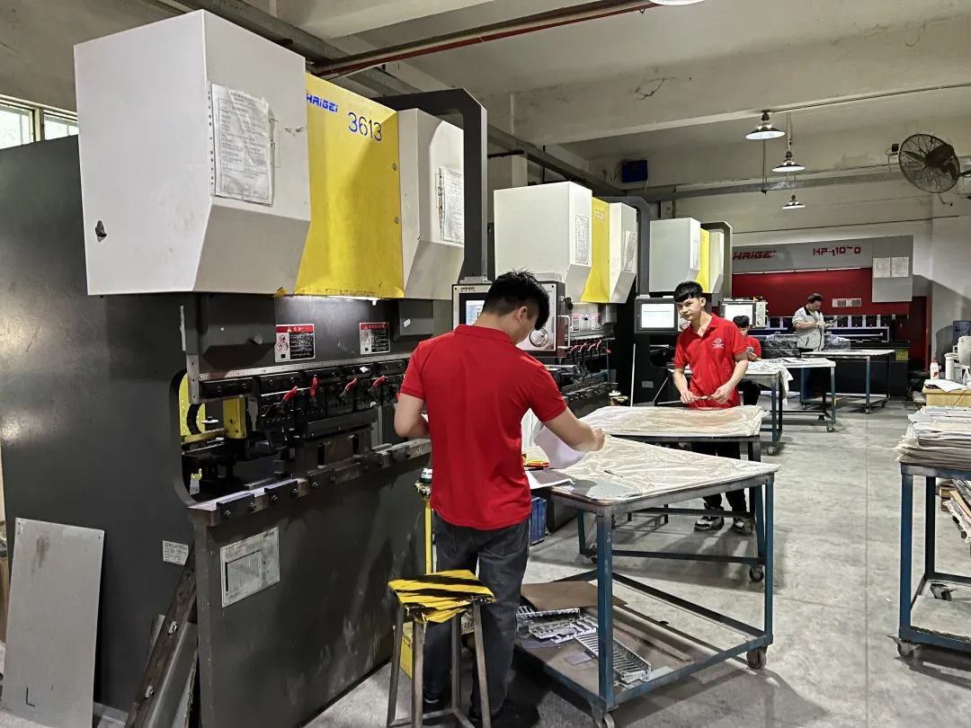 工業(yè)人：沖壓鈑金領(lǐng)域的卓越領(lǐng)航者(圖4)